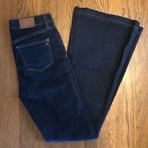 Madewell Dark Wash Flea Market Flares Drop Hem